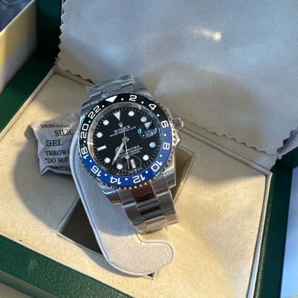 Rolex Style BATMAN Watch - Picture 4 of 4